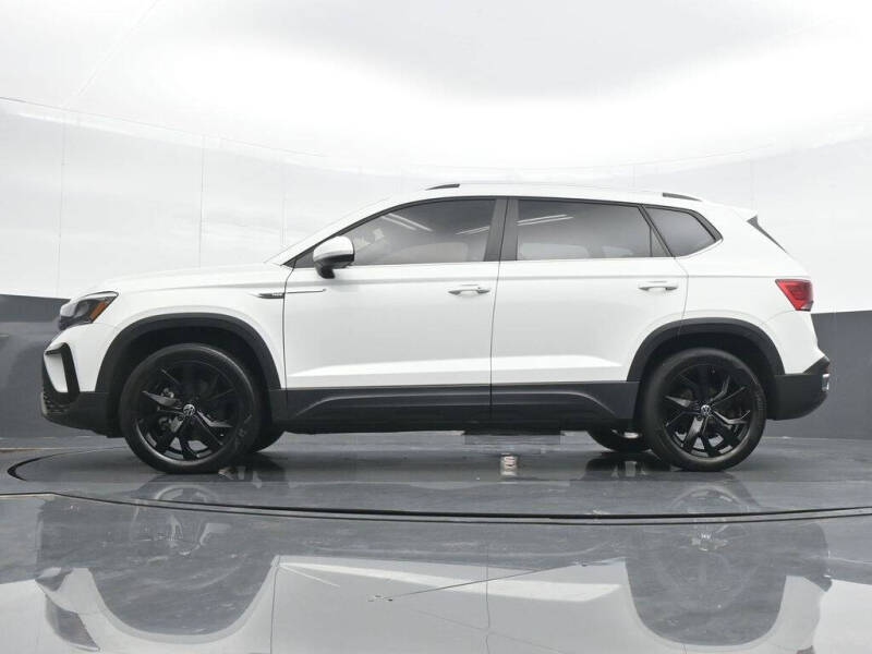 2022 Volkswagen Taos SE 4Motion