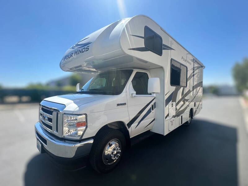 2022 Thor Motor Coach FOUR WINDS 22B