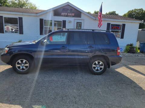 2005 Toyota Highlander for sale at R & L AUTO SALES in Mattawan MI