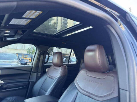 2022 Ford Explorer Platinum