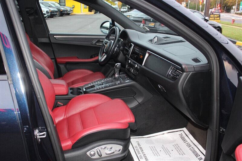 2021 Porsche Macan GTS