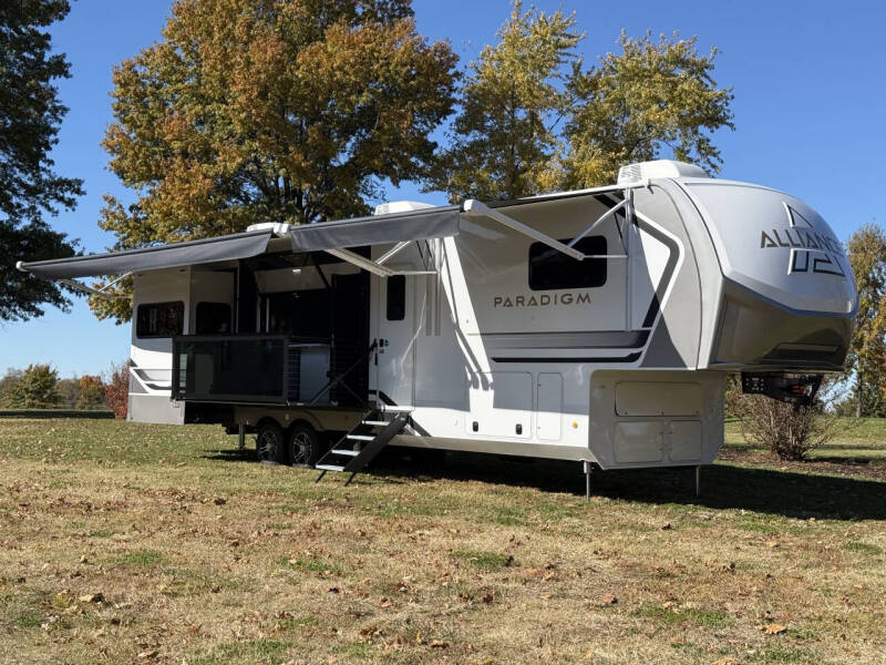 2026 Alliance RV Paradigm
