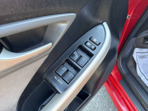 2014 Toyota Prius Four