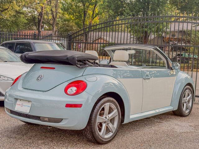 2010 Volkswagen New Beetle Convertible Final Edition PZEV