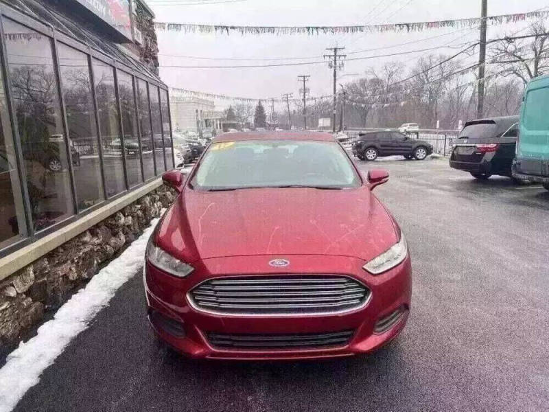 2017 Ford Fusion SE