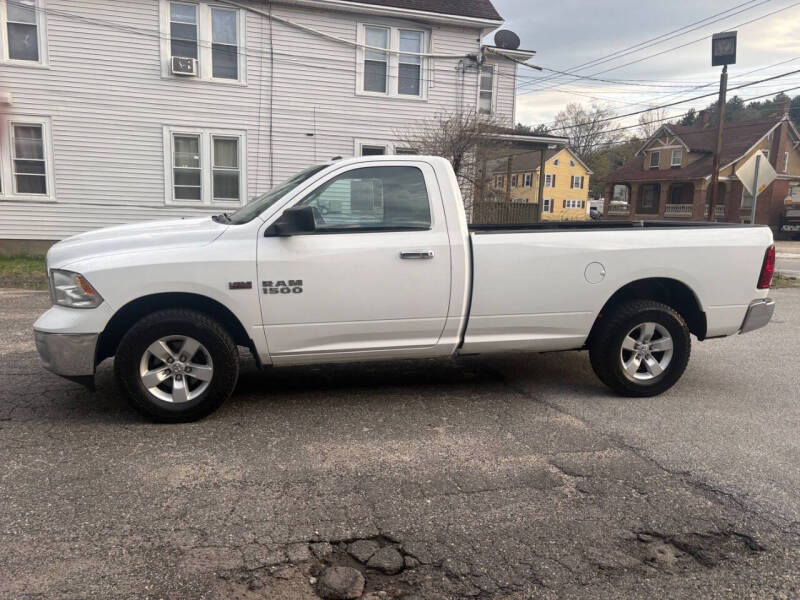 2016 RAM 1500 SLT