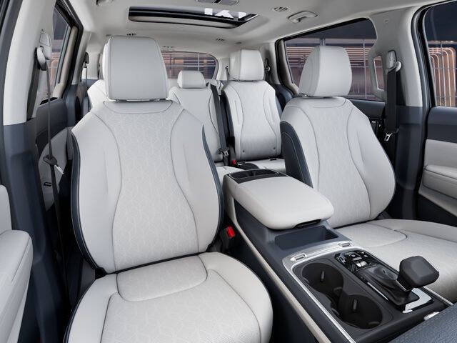 2026 Kia Carnival SX