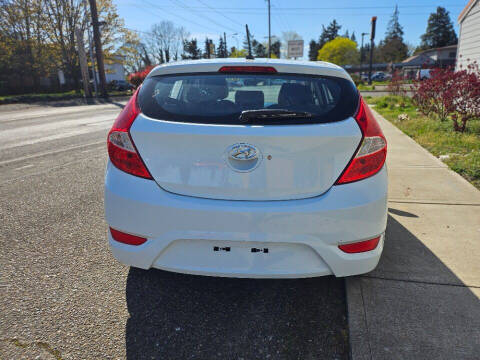 2016 Hyundai Accent SE