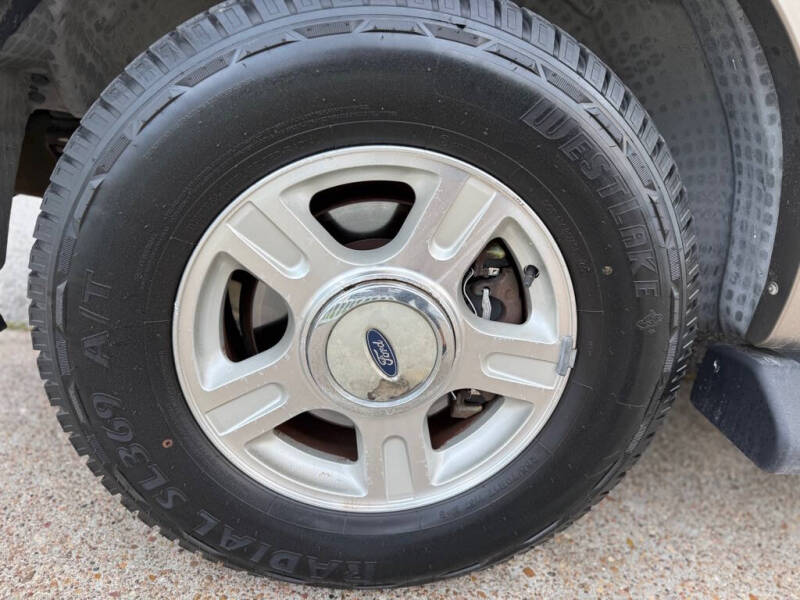 2003 Ford Expedition Eddie Bauer