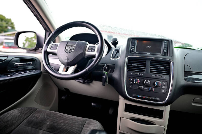 2017 Dodge Grand Caravan SE