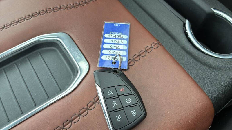 2023 GMC Yukon XL Denali Ultimate