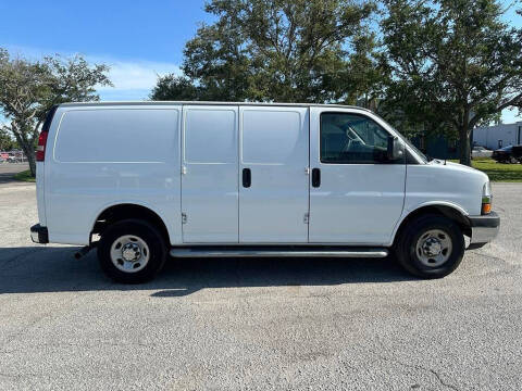 2024 Chevrolet Express 2500