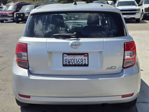 2009 Scion xD