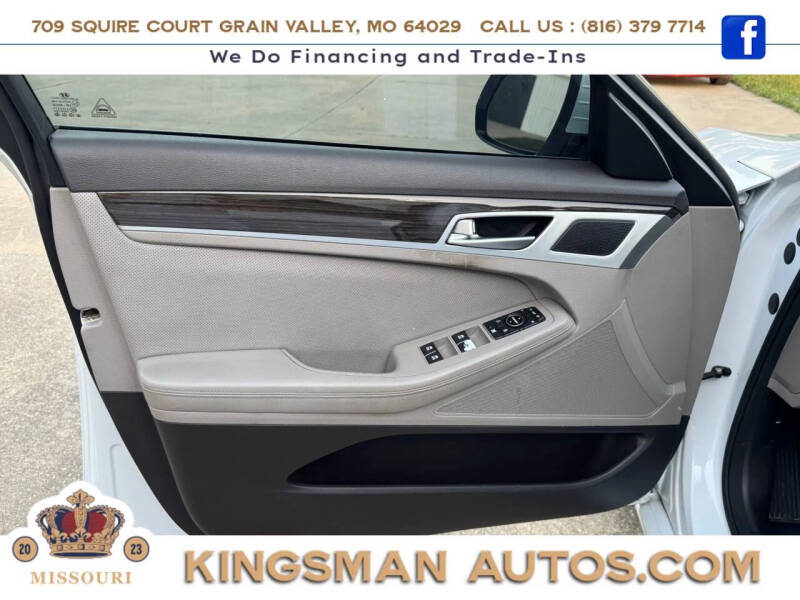 2016 Hyundai Genesis