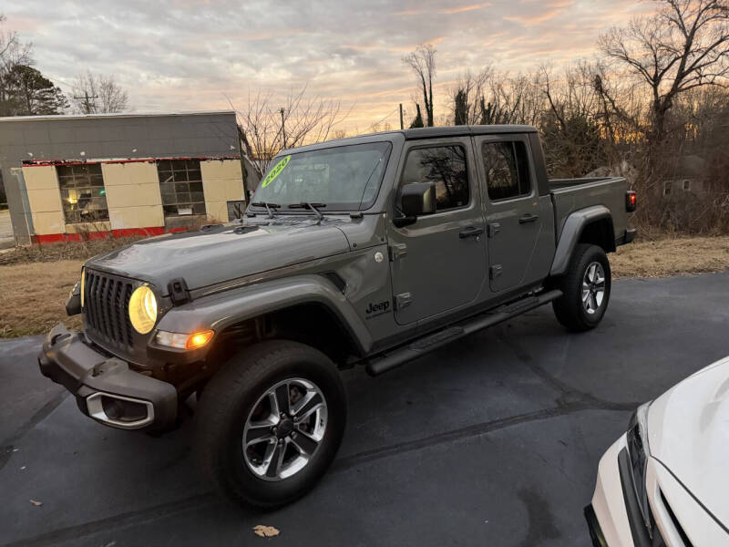 2020 Jeep Gladiator Sport