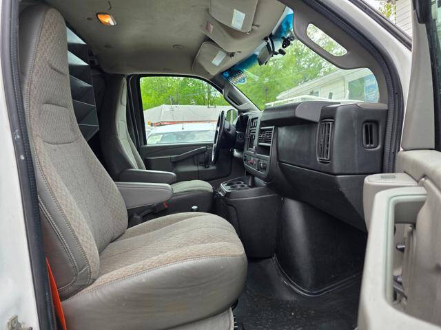 2016 GMC Savana 2500