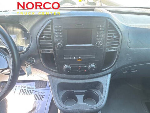 2017 Mercedes-Benz Metris Worker Cargo