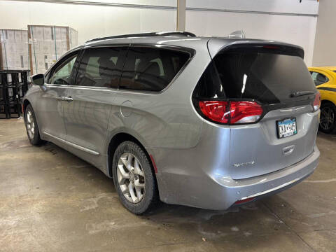 2019 Chrysler Pacifica Touring L Plus