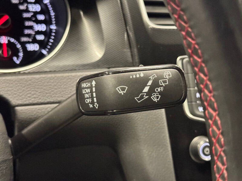 2017 Volkswagen Golf GTI S