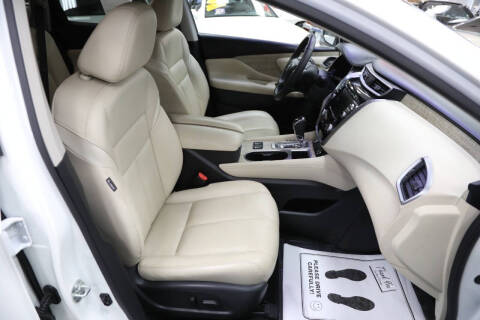 2023 Nissan Murano SL