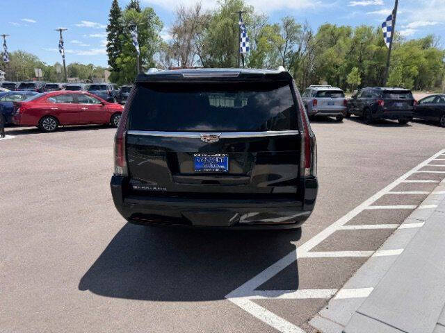 2016 Cadillac Escalade Luxury Collection
