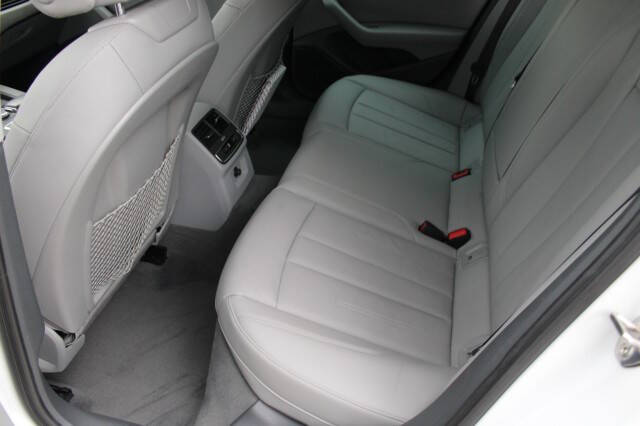 2019 Audi A4 Titanium 40 TFSI