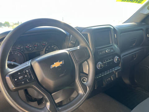 2023 Chevrolet Silverado 1500 Custom