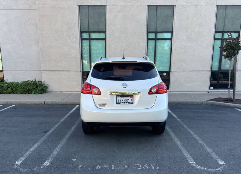 2014 Nissan Rogue Select S