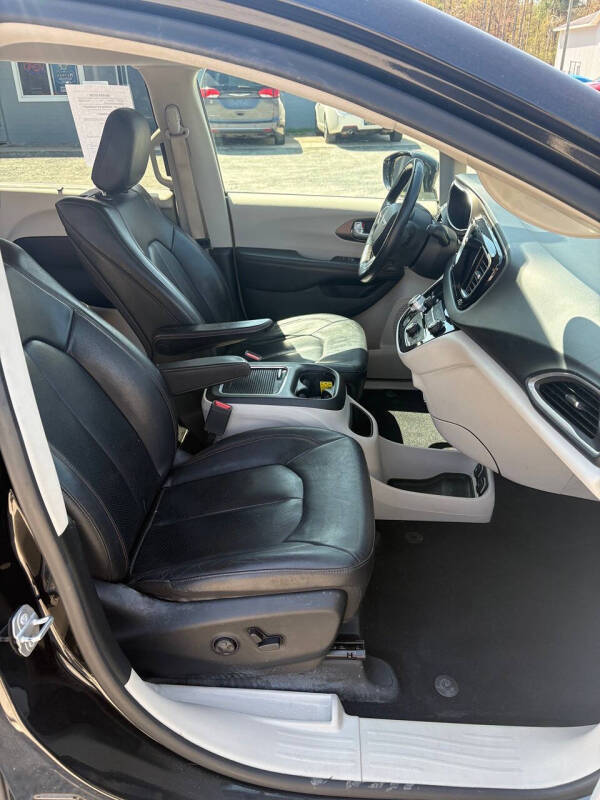 2018 Chrysler Pacifica Touring L Plus