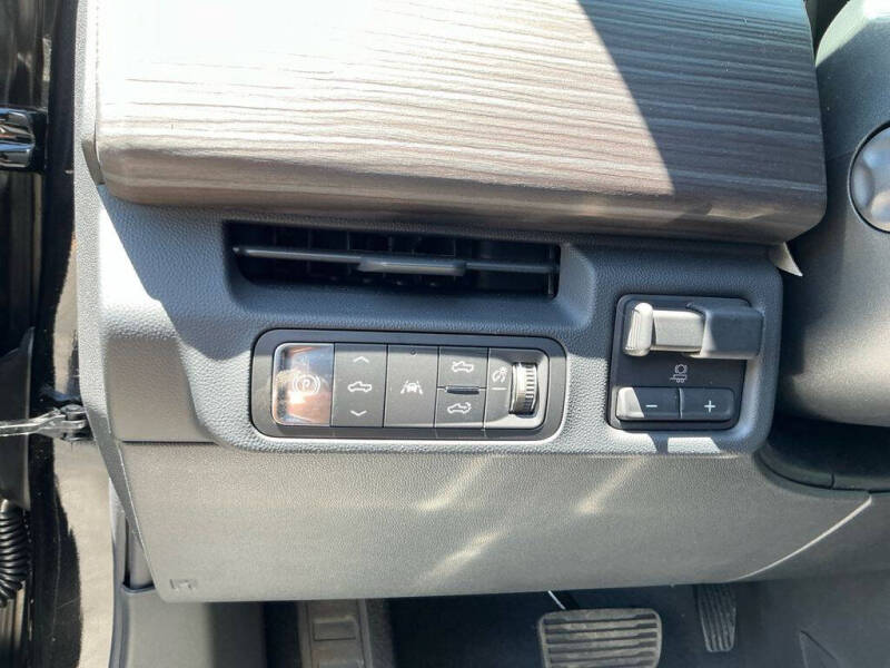 2025 GMC Sierra EV Denali