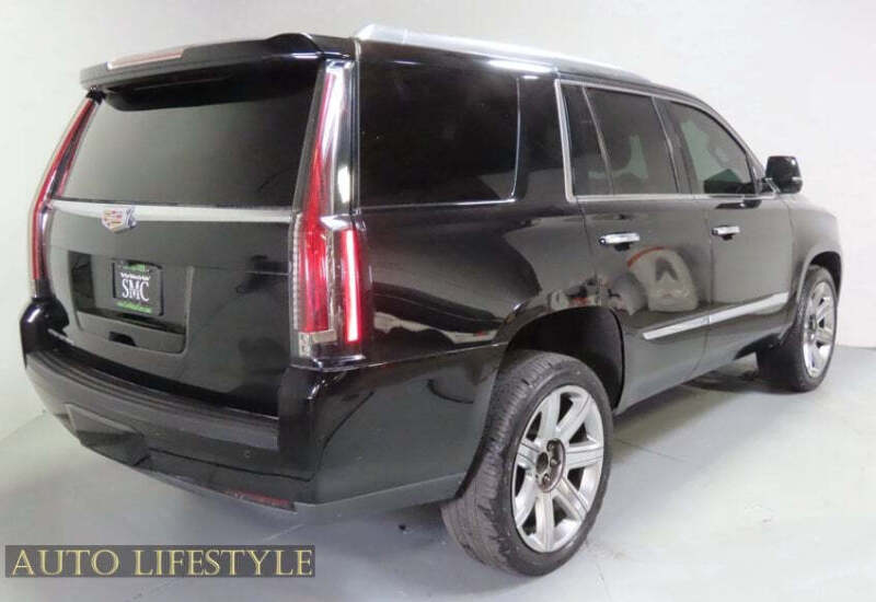 2017 Cadillac Escalade Luxury