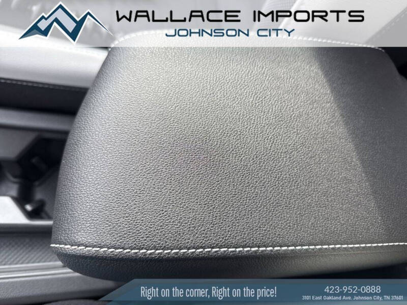2026 Volkswagen Taos SE 4Motion