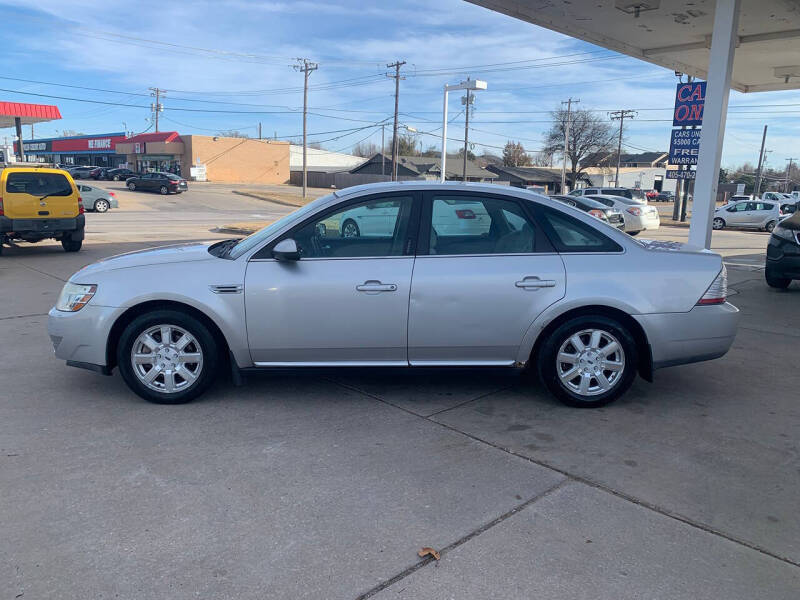 2009 Ford Taurus SE