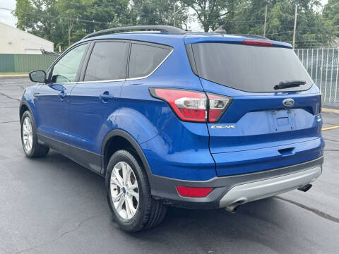 2018 Ford Escape SE