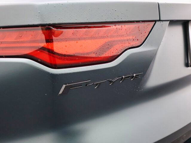 2023 Jaguar F-TYPE R