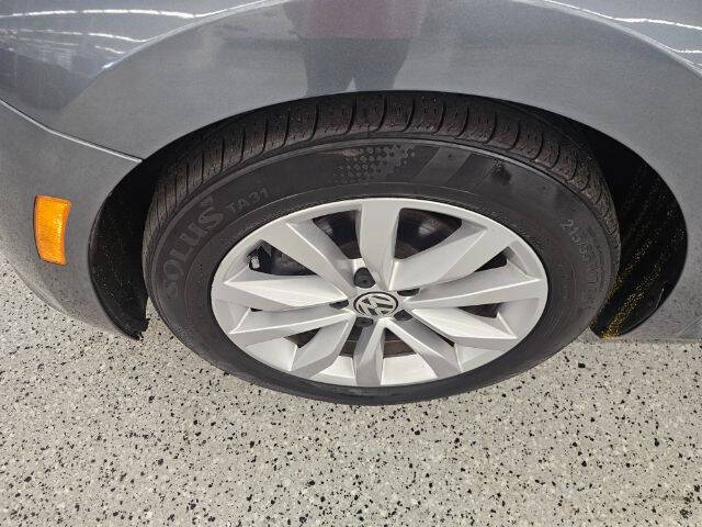 2014 Volkswagen Beetle Convertible TDI