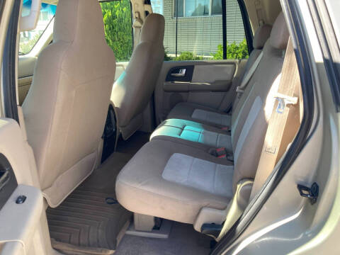 2004 Ford Expedition XLT NBX