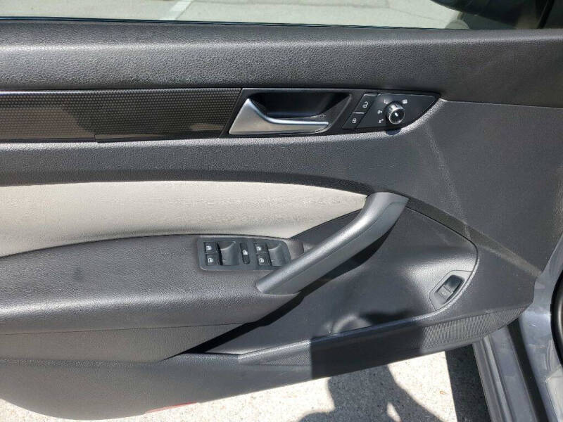 2015 Volkswagen Passat