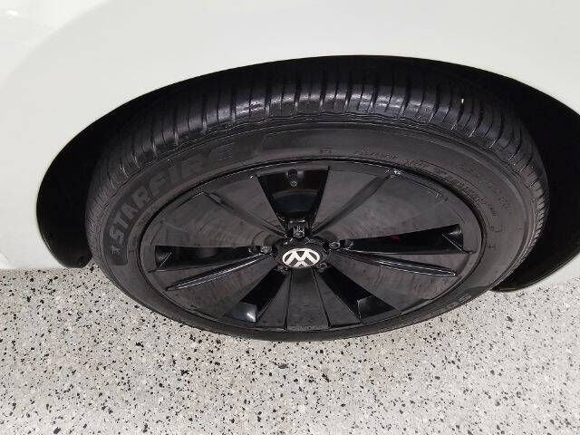 2016 Volkswagen Beetle