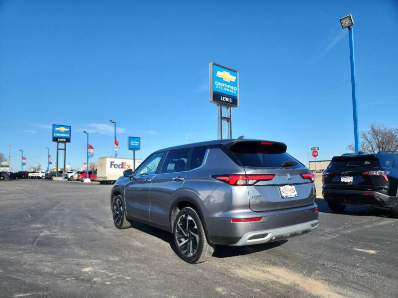 2024 Mitsubishi Outlander