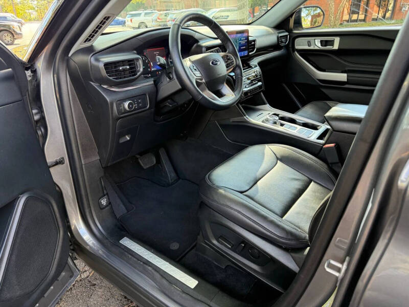 2022 Ford Explorer Limited