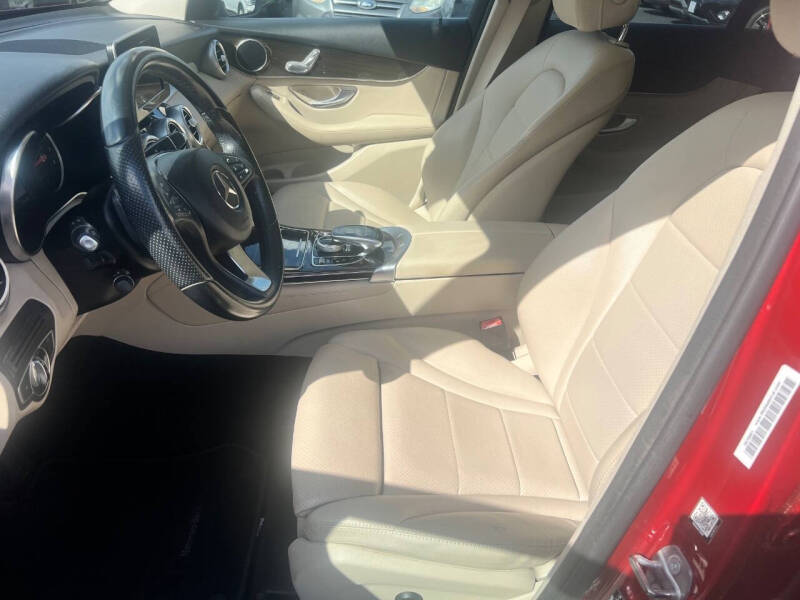 2016 Mercedes-Benz GLC GLC 300