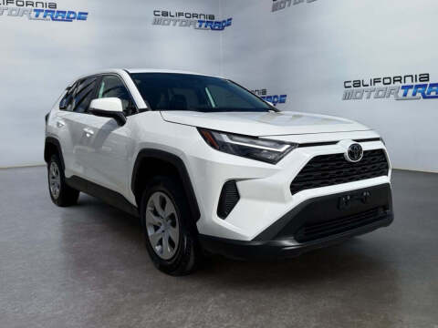 2023 Toyota RAV4 LE