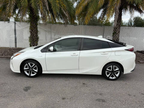 2017 Toyota Prius Three Touring