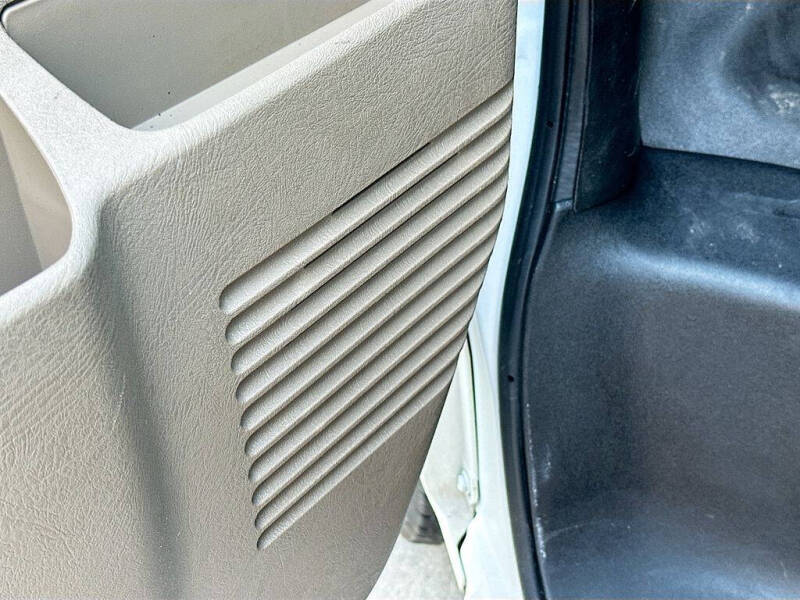 2023 Chevrolet Express 2500