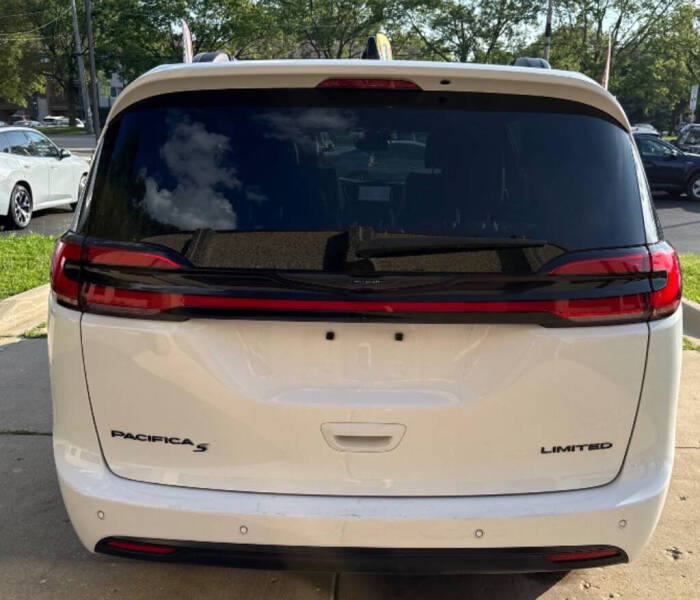 2025 Chrysler Pacifica Limited