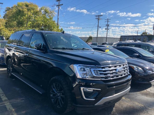 2021 Ford Expedition Limited's photo
