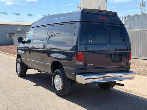 2003 Ford E-Series