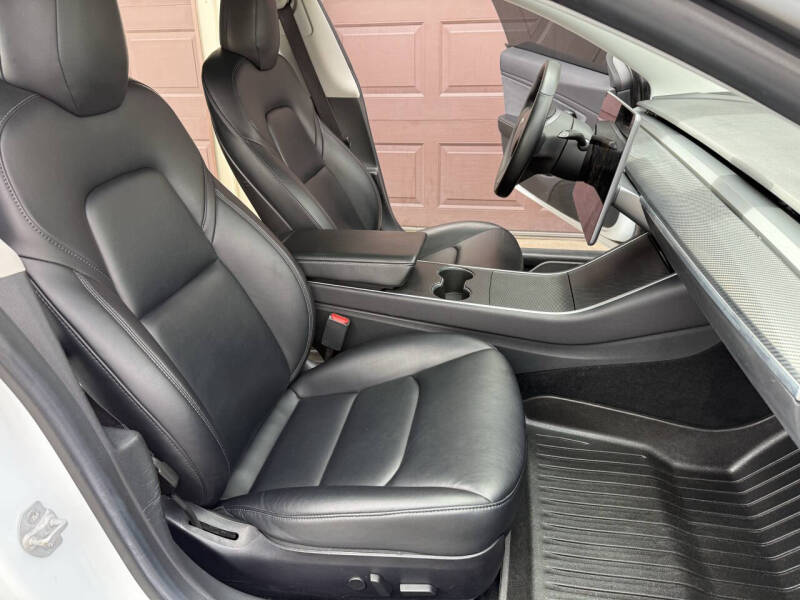2019 Tesla Model 3 Long Range
