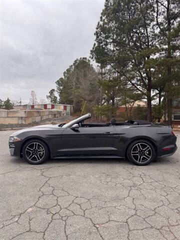 2022 Ford Mustang